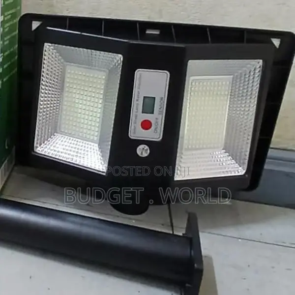 Street Light With Darkness and Motion Sensor Solar 300 Watts