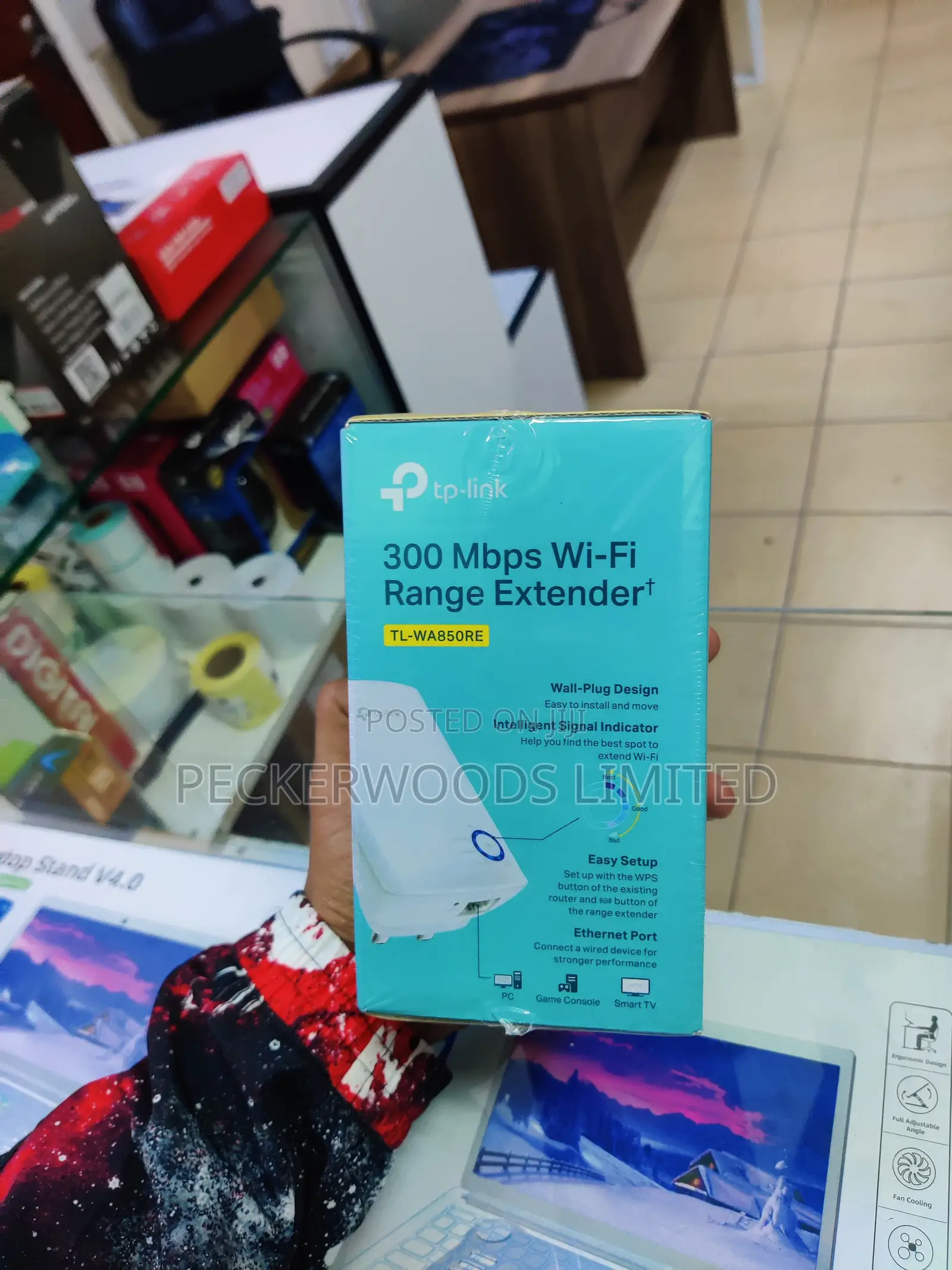 Tp-Link Wifi Repeater Booster and Extender - 300mbps