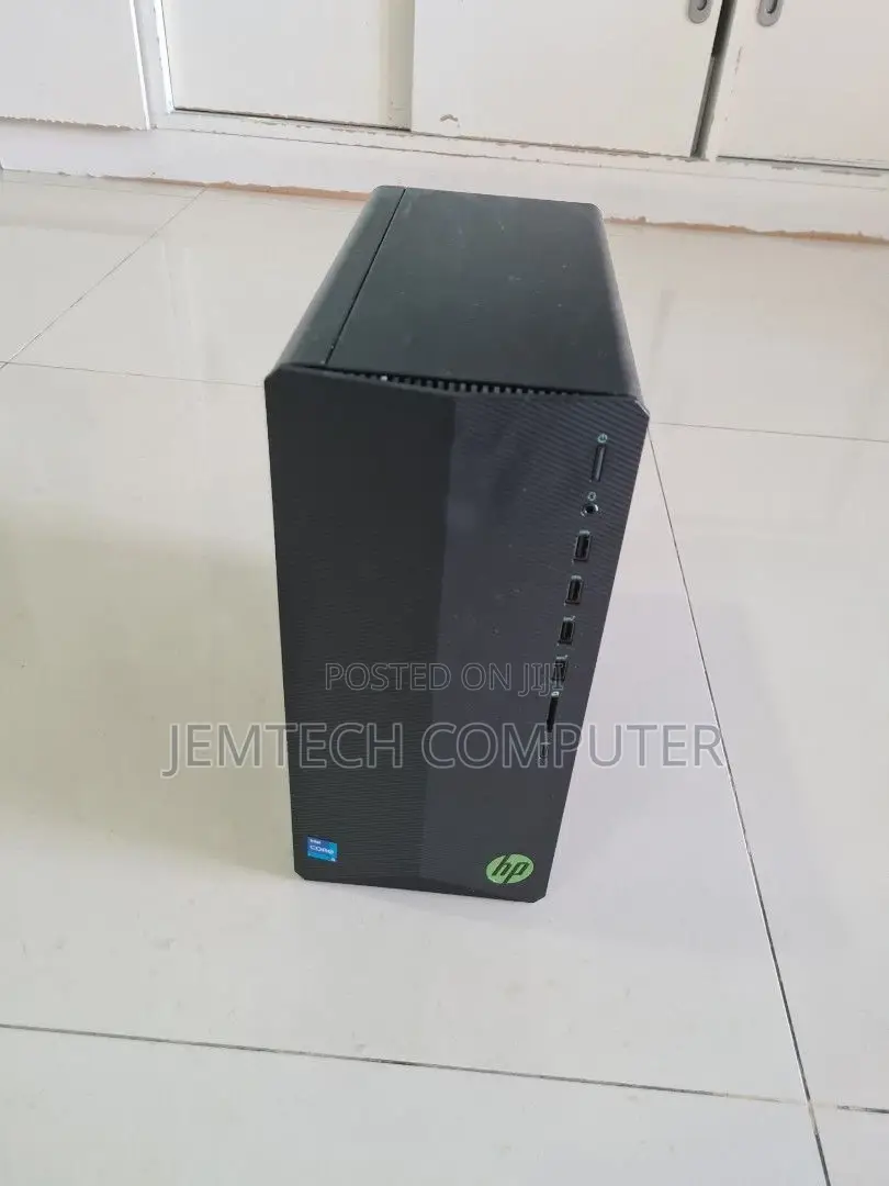 New Desktop Computer HP Pavilion Gaming Desktop 8GB AMD Ryzen 5 HDD 1T