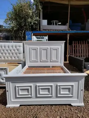 White Modern Beds