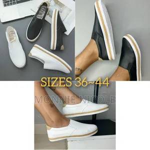 Unisex Black and White Casual Flat Rubber Shoes