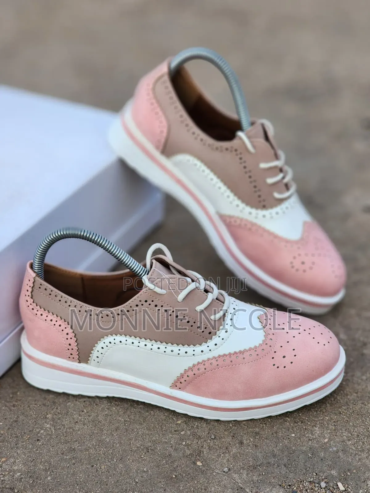 Pink Oxford High Quality Brogues