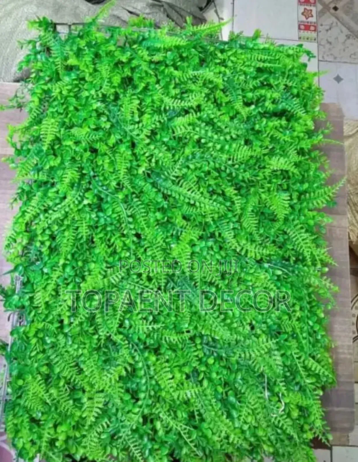 Green 40 by 60 Boxwood Hedge Panels