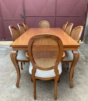 Executive Dinning