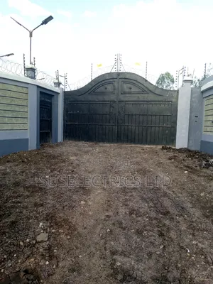 Electric Fence and Razor Installation