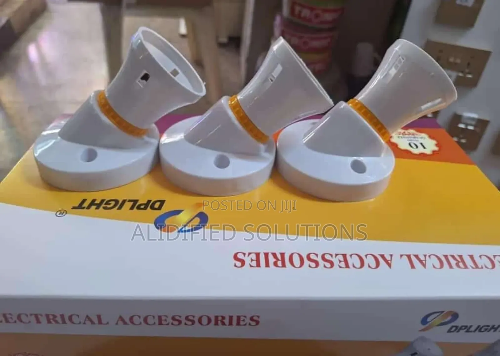 Angle Holder<>Bulb Holder