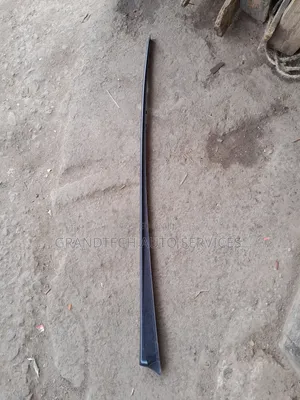 Honda Fit 2015-2018 Windscreen Moulding