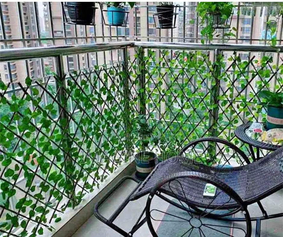 Expandable Green Fence on Balcony Privacy