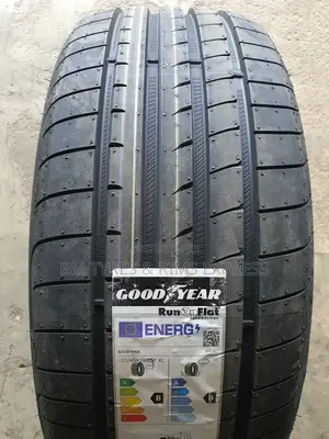 225 /45 R18 Goodyear