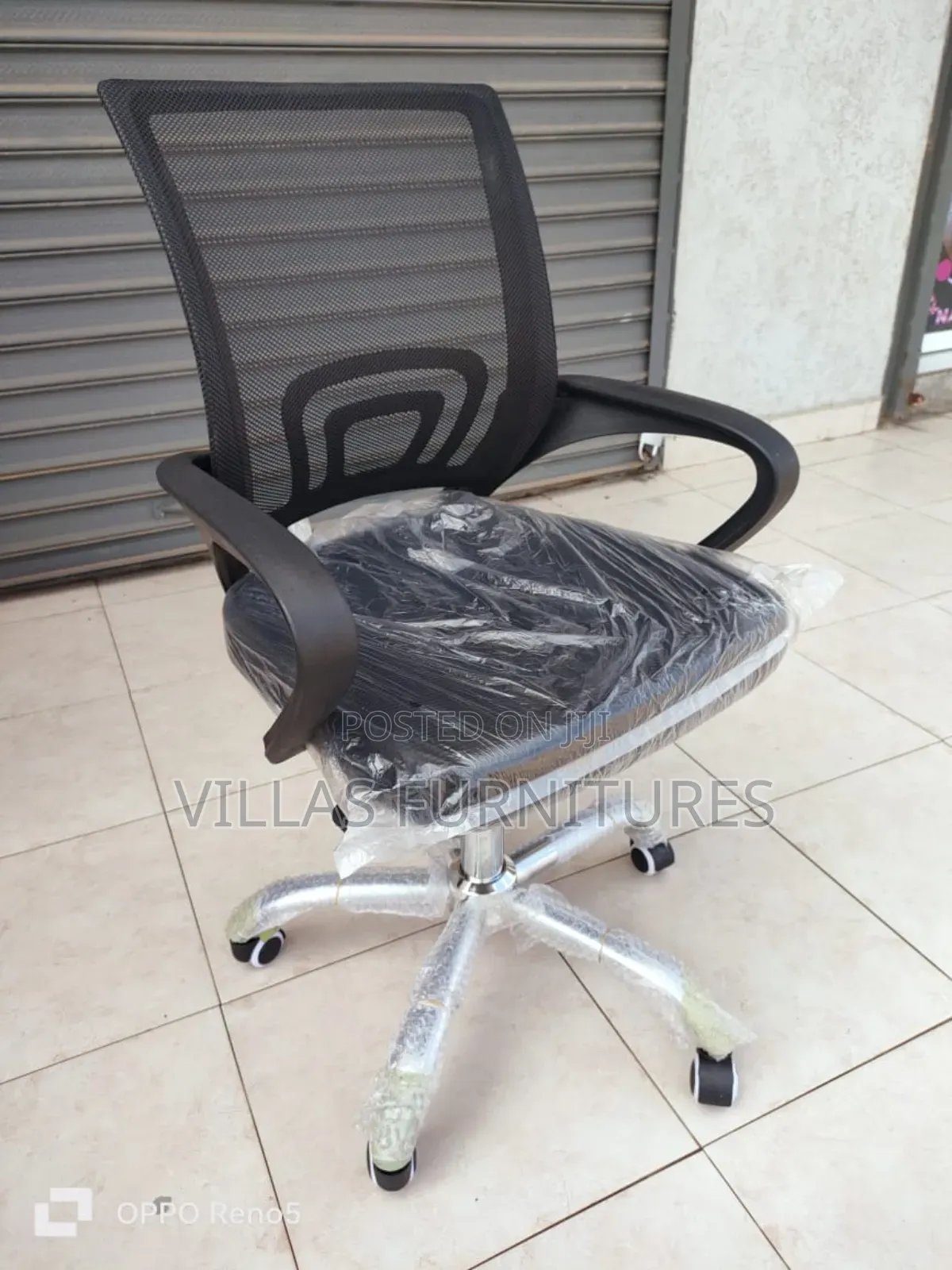 Modern Mesh Chair