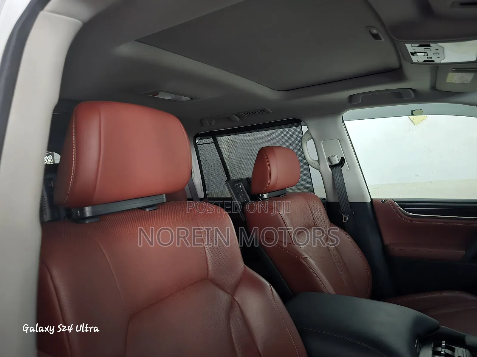 Lexus LX 2017 White