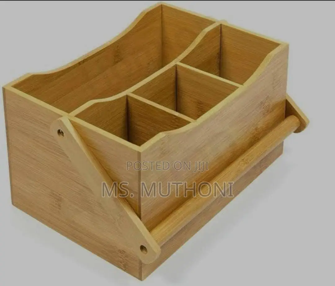 Portable Countertop/Kitchen Cutlery Organizer With Handle