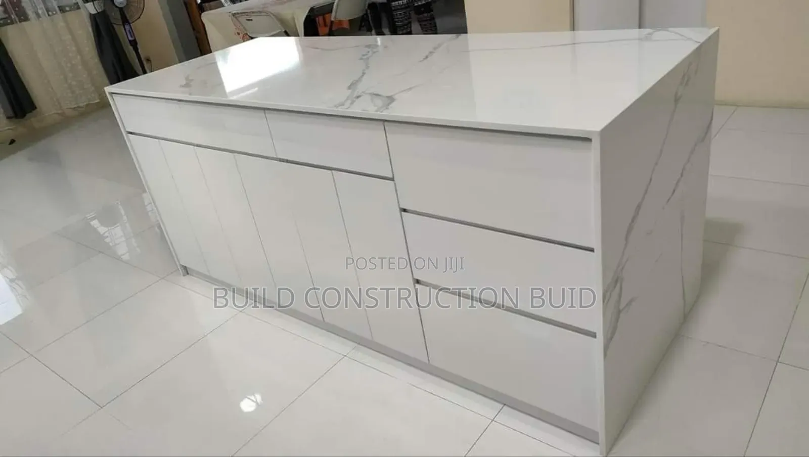 White Carara Granite for Kitchen Tops