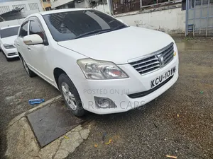 Toyota Premio 2012 White