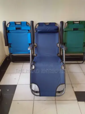 Recliner Seats, Easy to Pack