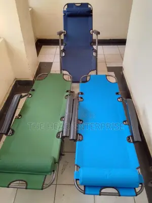 Luxurious, Reclining Sunbed Seats