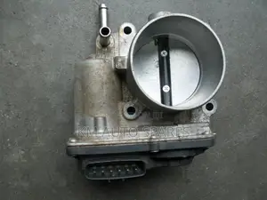 Toyota 2tr Throttle Body for Prado, Hilux, Hiace, Fortuner.