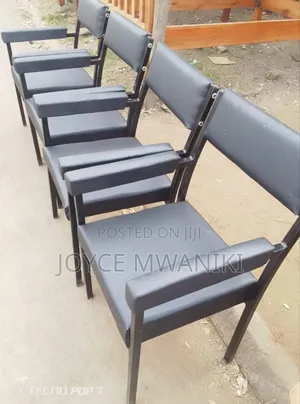 Office Chairs, Black With Armrest