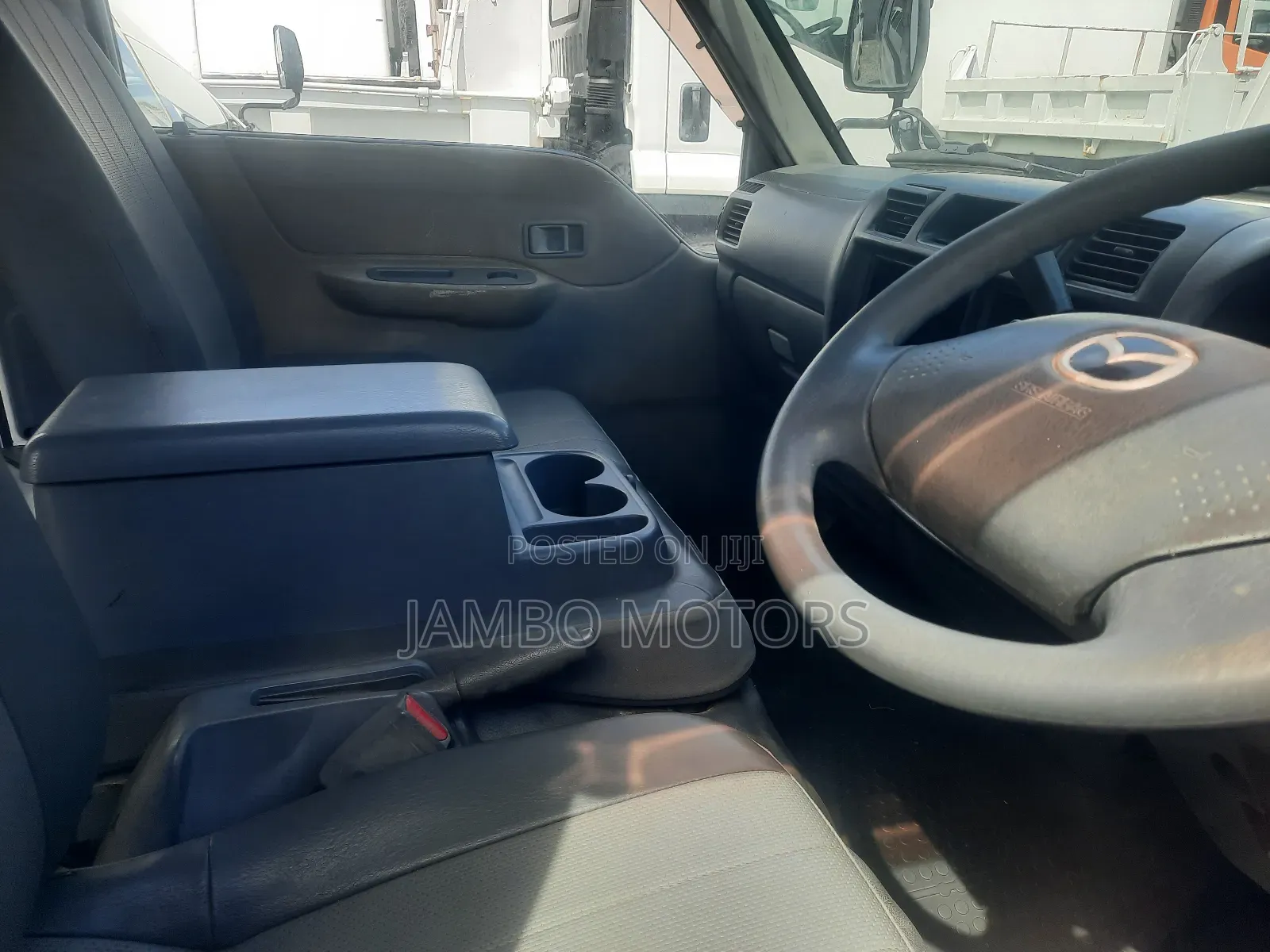 Mazda Bongo 2017 White