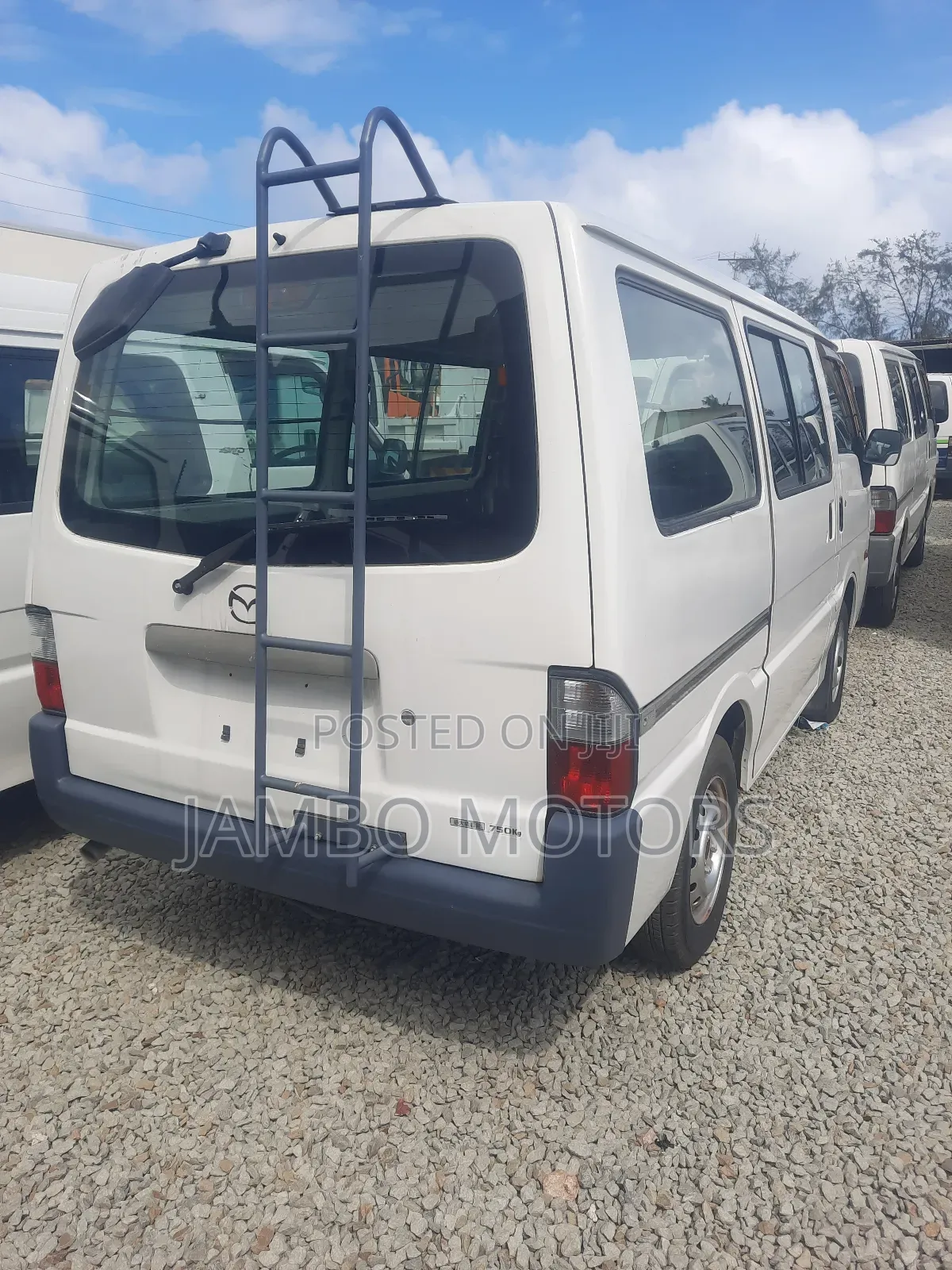 Mazda Bongo 2017 White