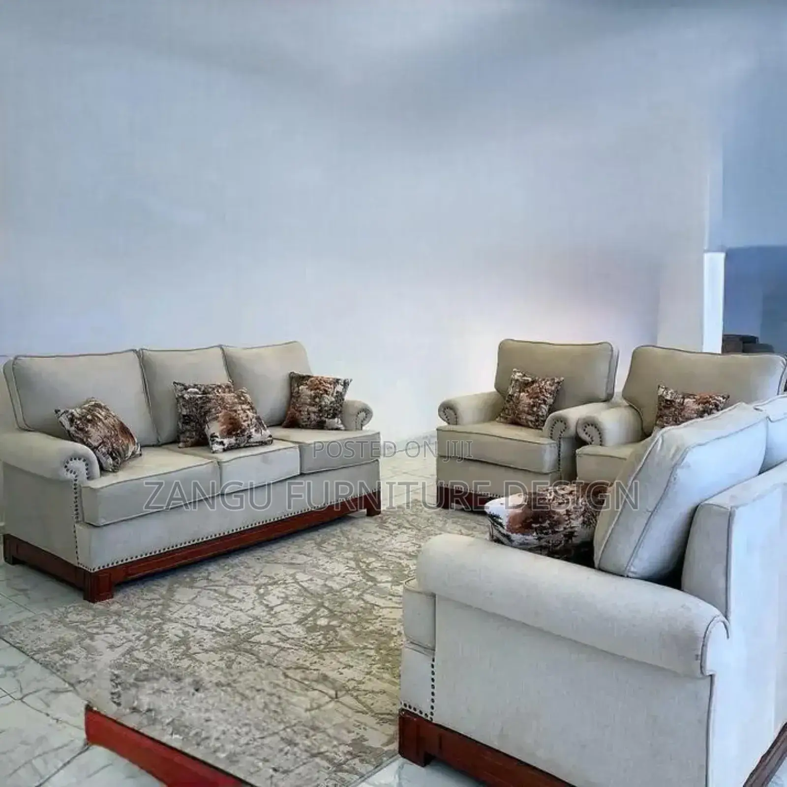 Fancy Couche 3-Seater Sofas