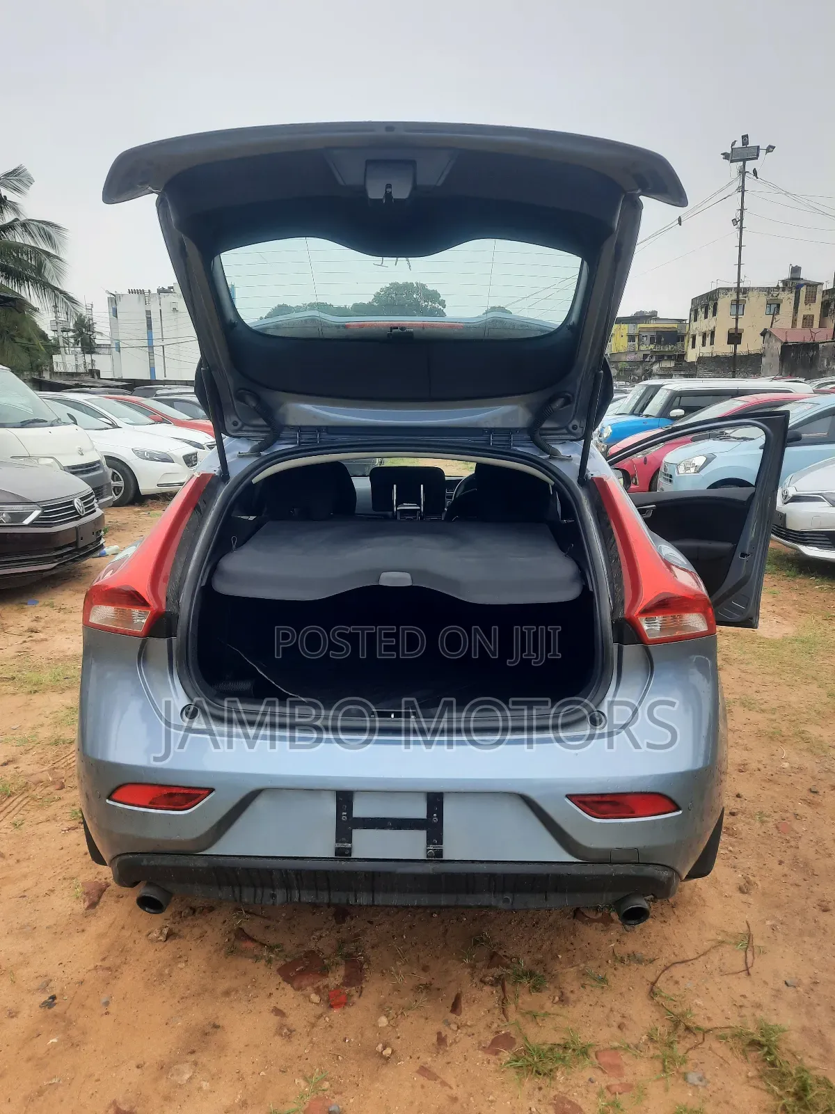 Volvo V40 2017 Blue