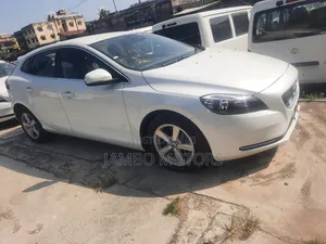 Volvo V40 2017 White