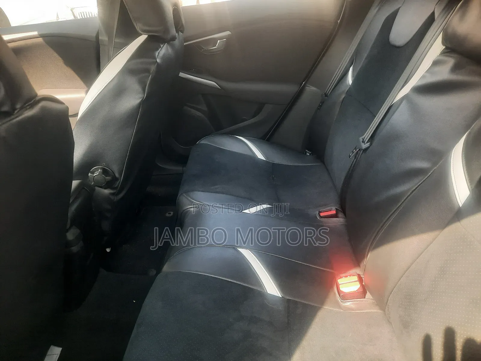 Volvo V40 2017 White