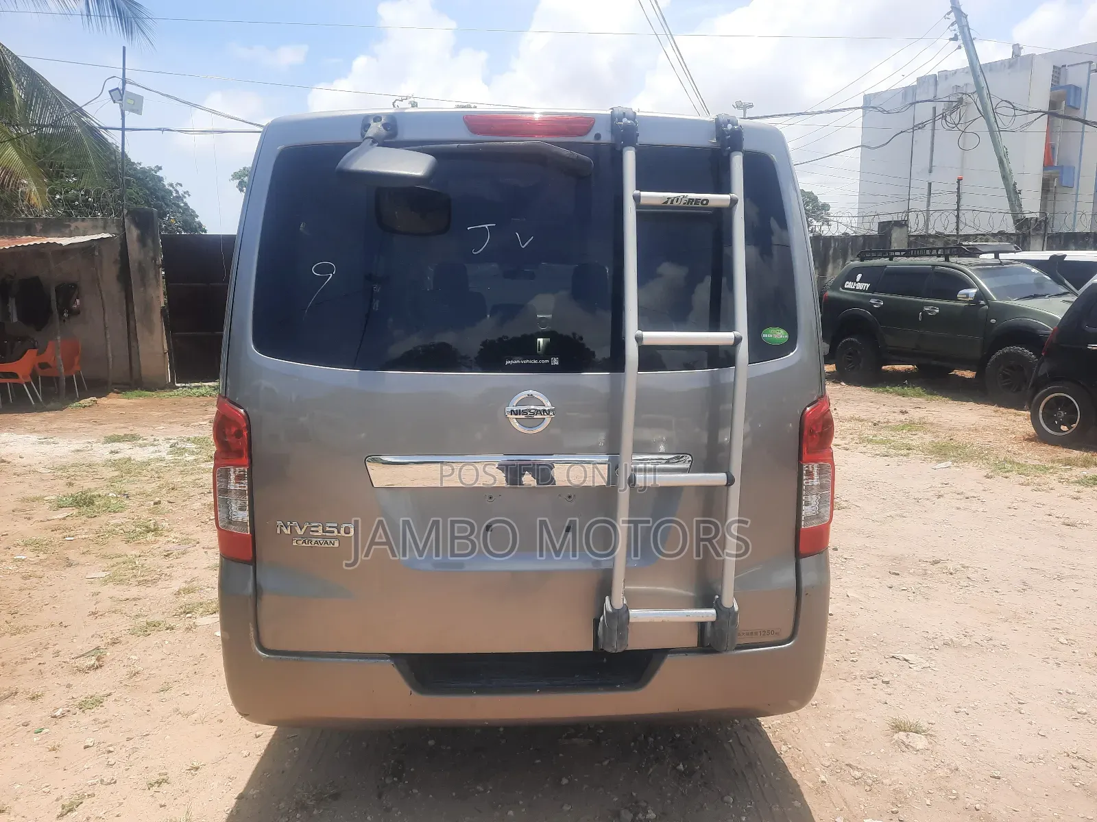 Nissan Caravan (Urvan) 2018 Grey