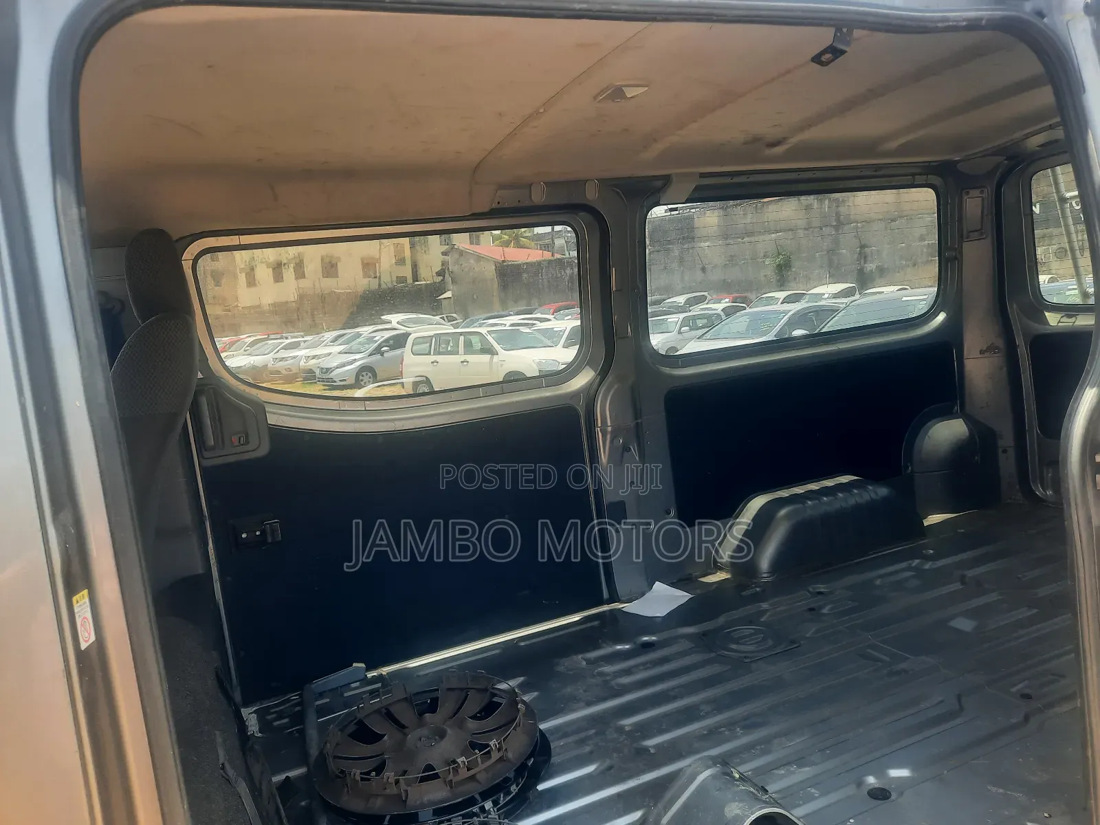 Nissan Caravan (Urvan) 2018 Grey