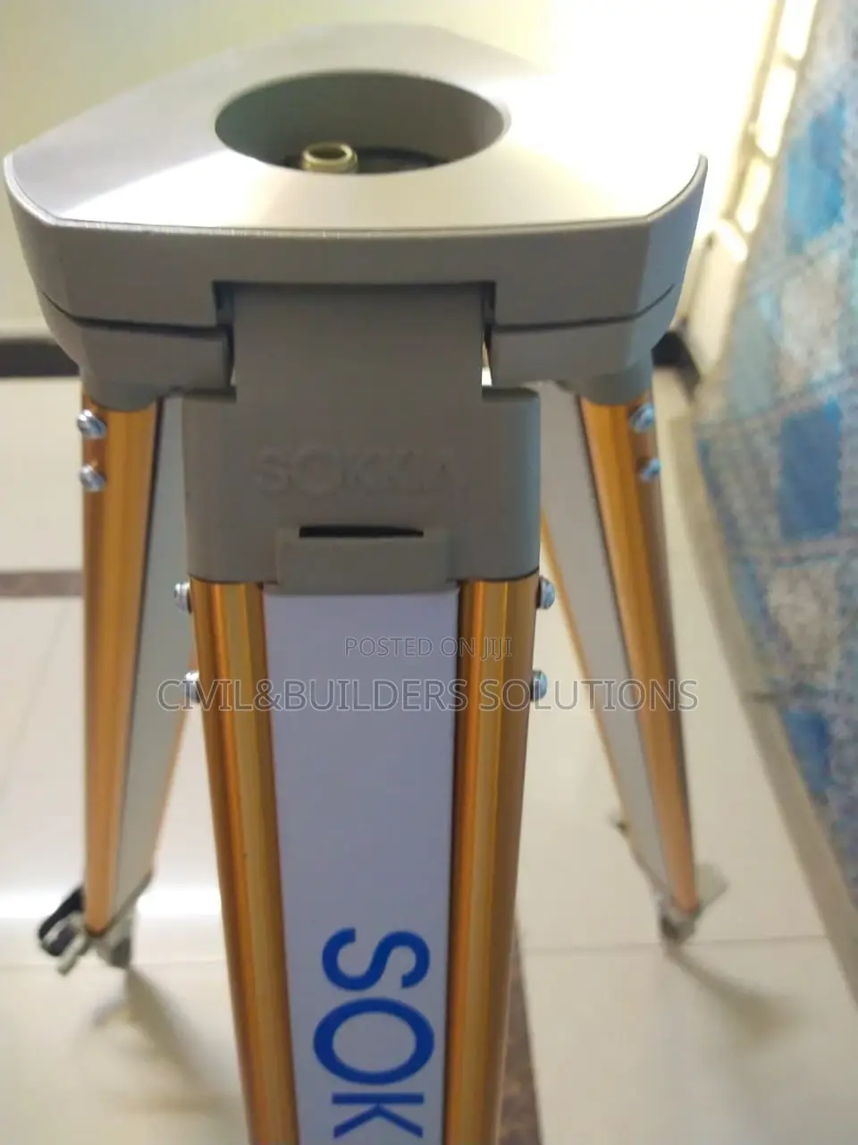 Sokkia Tripond Stand