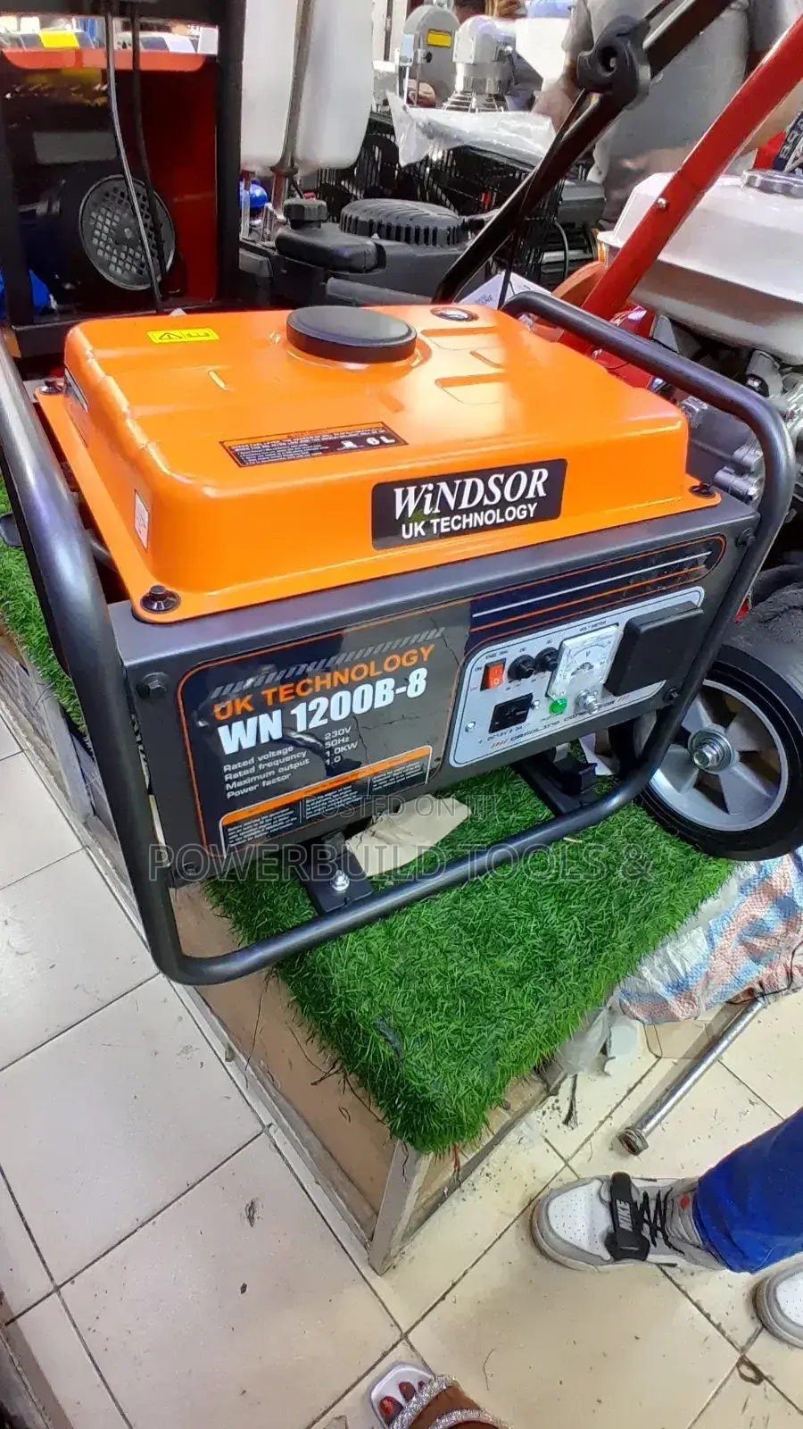 Windsor UK 1KVA Gasoline Powered Generator