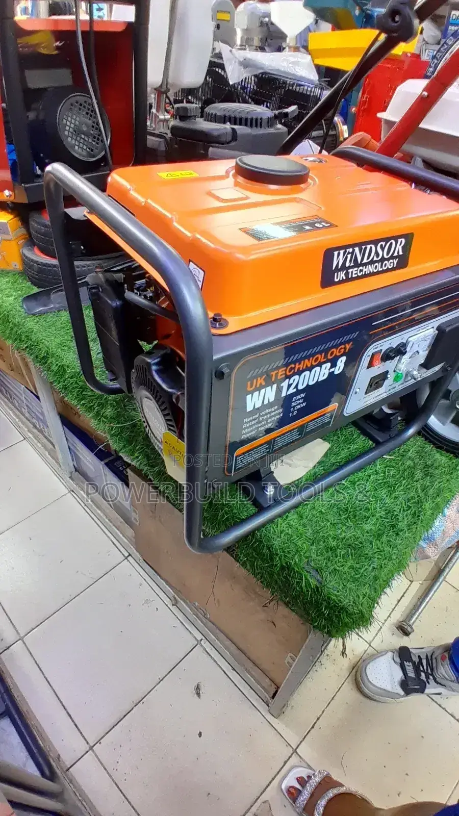 Windsor UK 1KVA Gasoline Powered Generator