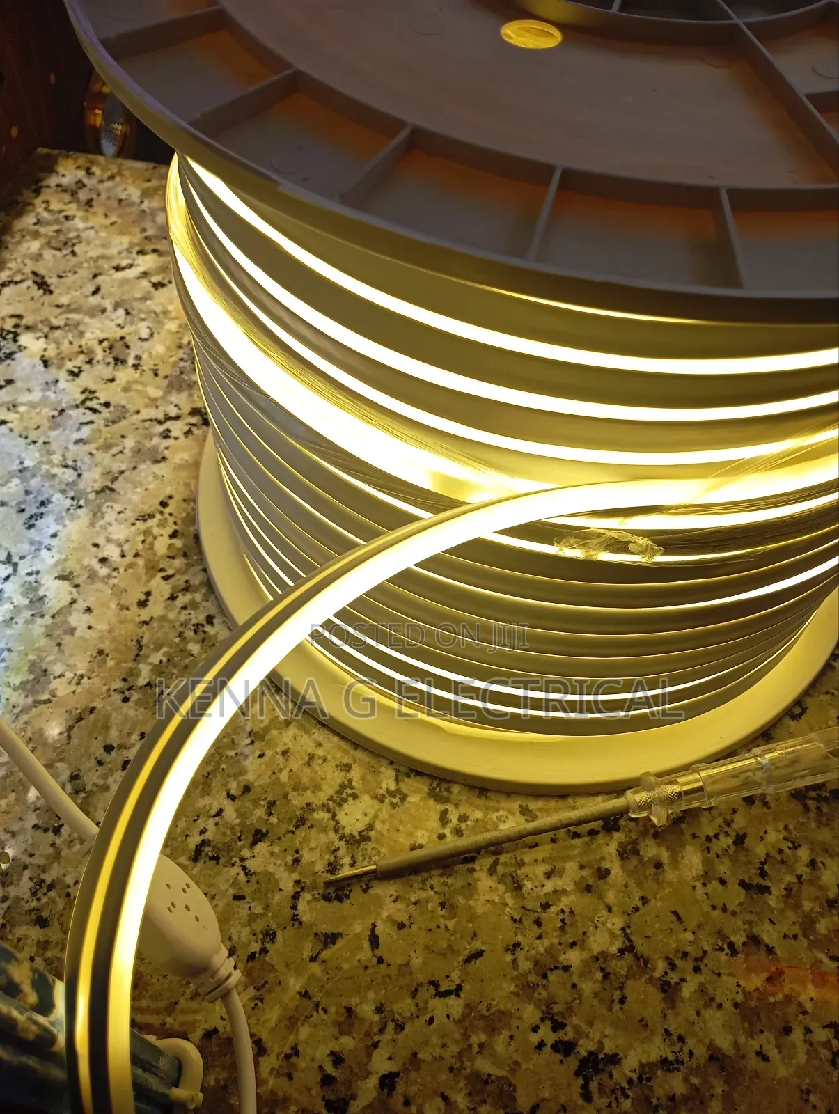 Neon Snakelight Yellow Roll