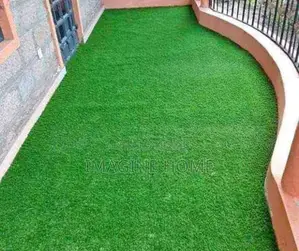 Well Curved Balcony Turf Green Grass Carpet