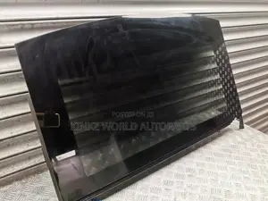Land Rover Freelander 2 Panoramic Sun Roof Rear Glass 2011-1