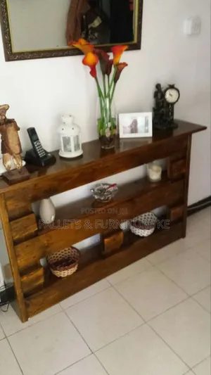 Cozy Corner Console
892