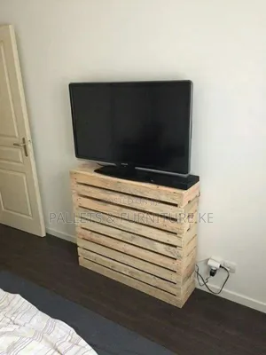 Pallet Wood Entertainment Center #346