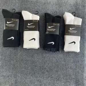 2 Pairs Nike Socks