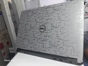 Laptop Dell Latitude 7440 8GB Intel Core I5 SSD 256GB