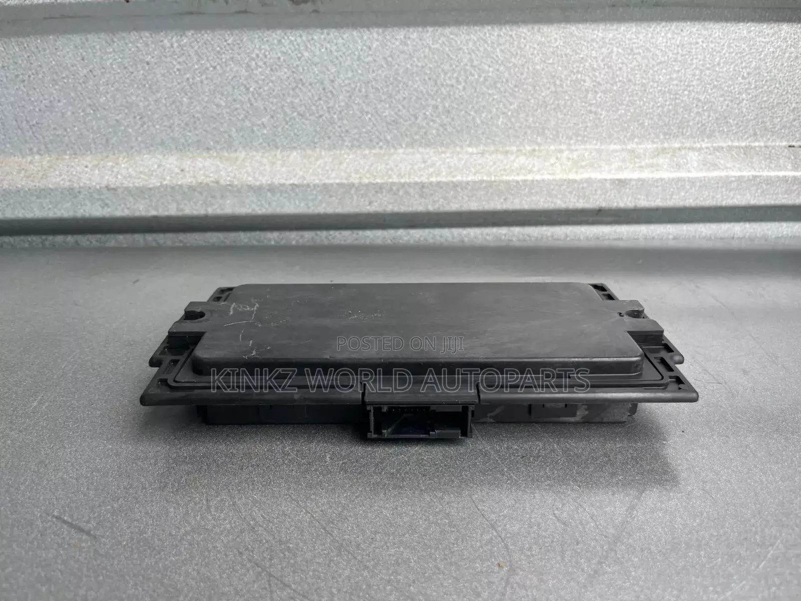 BMW X5 E70 Frm3r VDM Frm3 Light Control Module 2011-2013