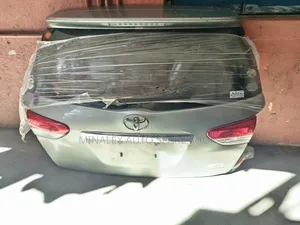 Wish New Model Rear Door(Boot) With Red Reflectors