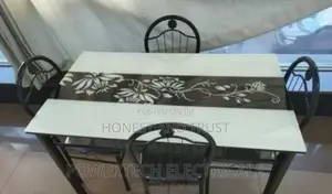 4 Sitter Dinning Table