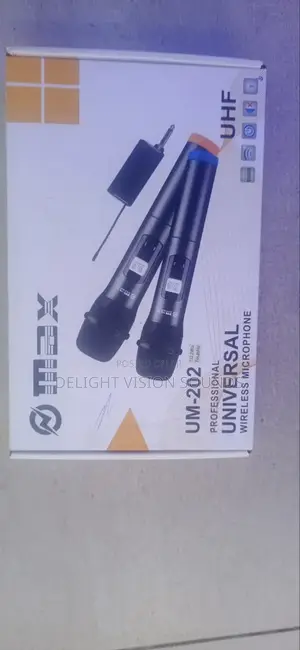 Omax UM-202 Universal Wireless Microphone