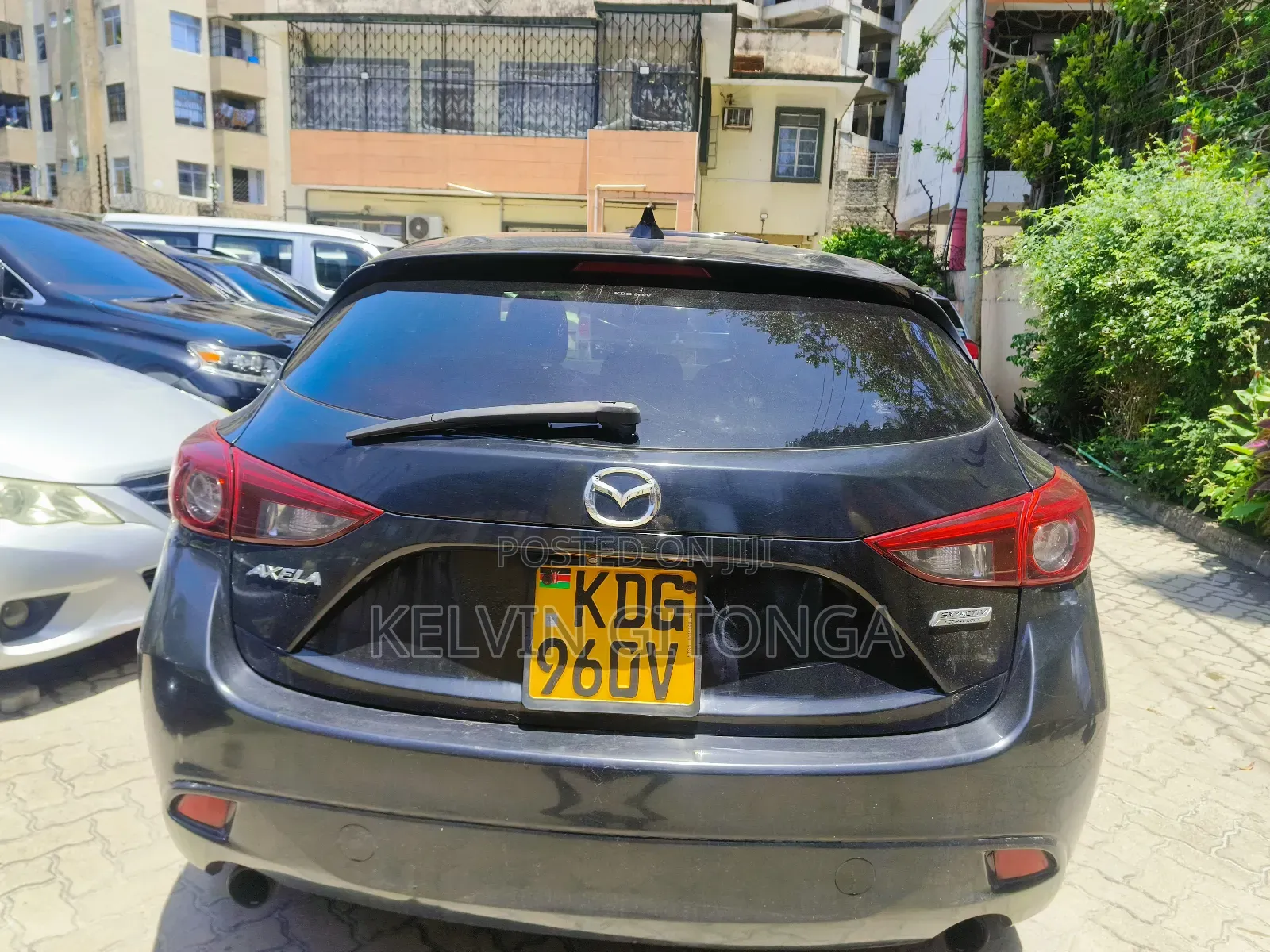 Mazda Axela SV Premium 2014 Black