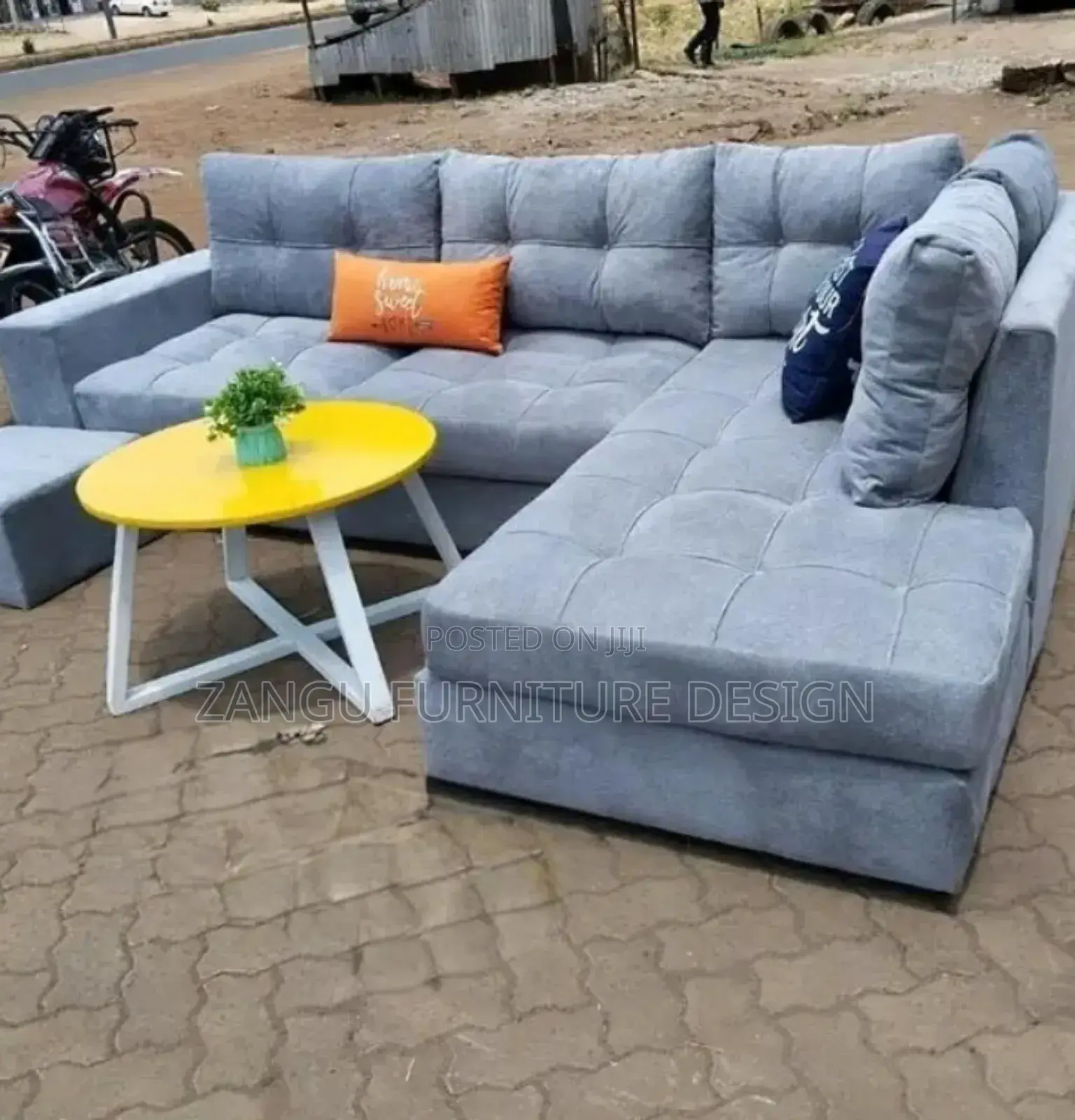 L-Shaped Sofas With Fiber and Spring Cushions