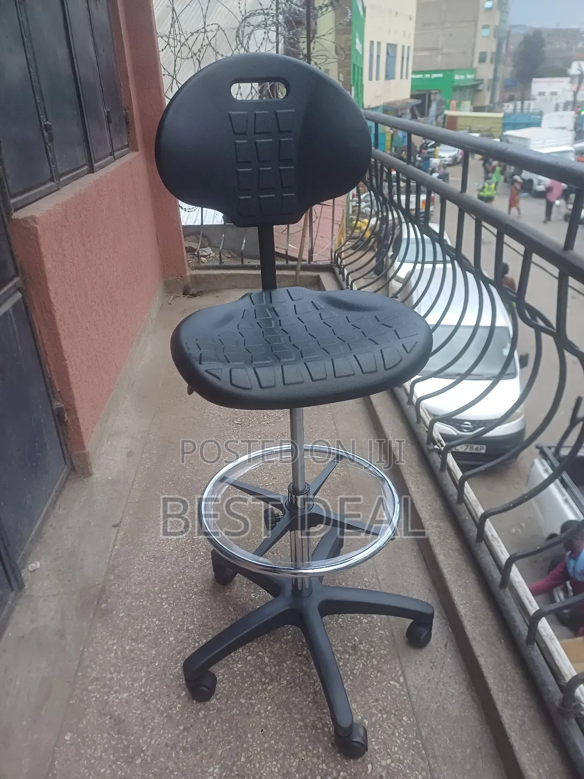 Lab Bar Stool
