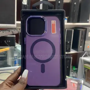 Women/Men Apple iPhone 15 Pro Max Back Cover