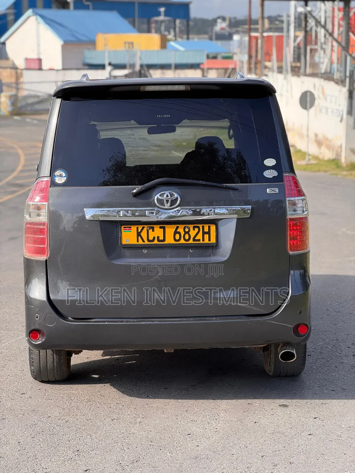 Toyota Voxy 2011 Grey