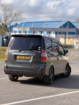 Toyota Voxy 2011 Grey
